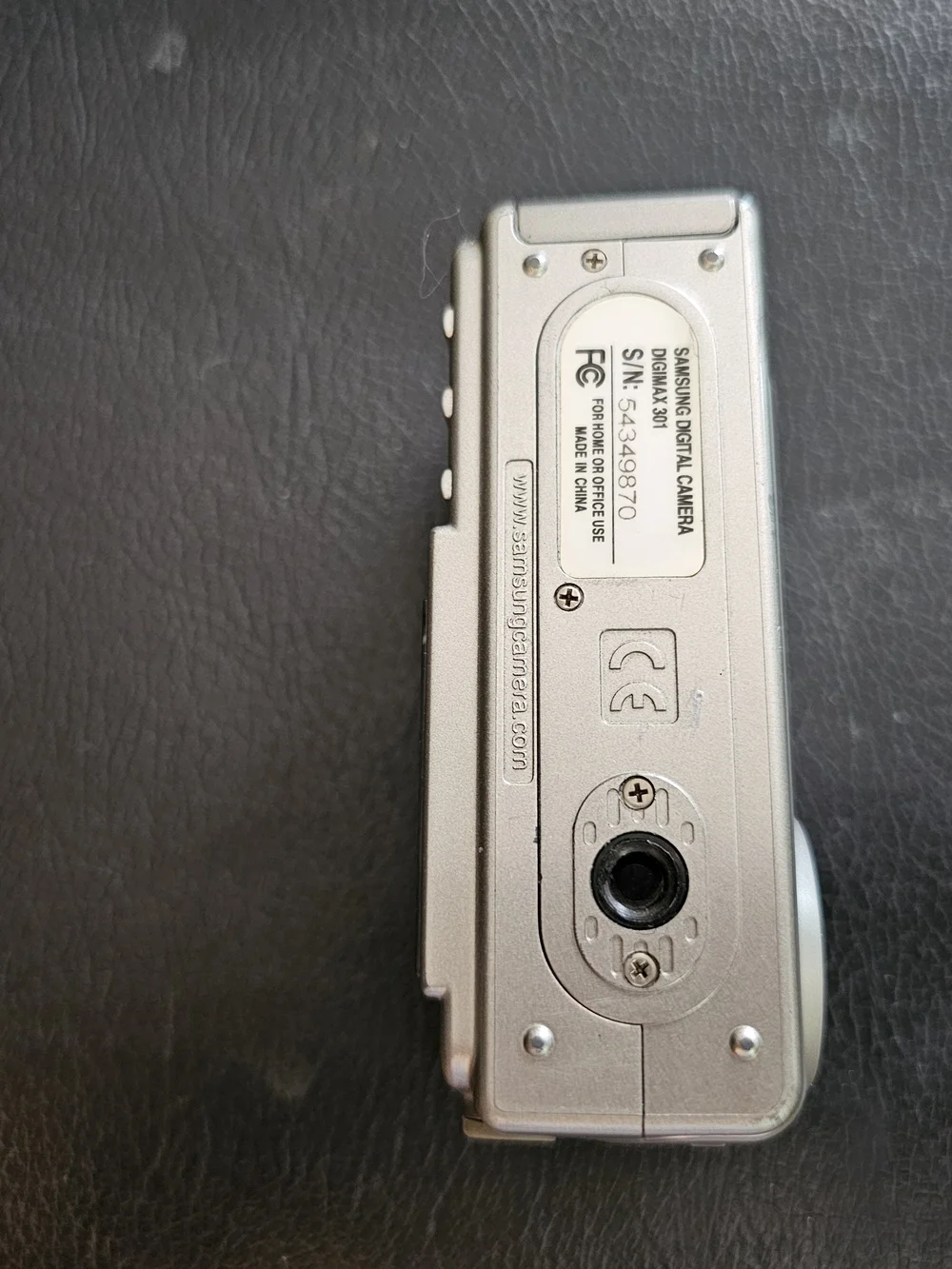 Samsung Digimax 301 3.2MP Silver Compact Digital Camera